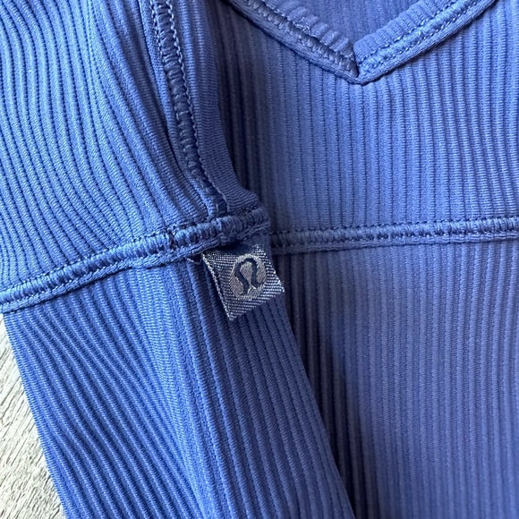 Lululemon Ribbed Power Pivot Tank - Blue - Picture 3 of 3